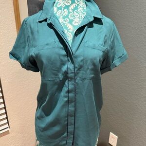 Wildfang Teal Button-Down blouse. Indie, retro, chic, dress up or down.